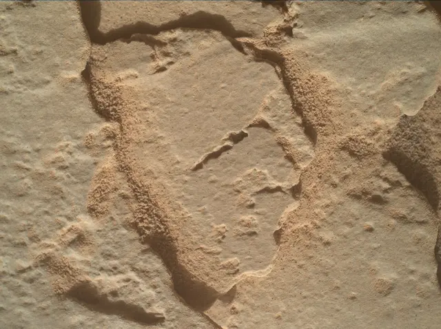 Sol 3962: Mars Hand Lens Imager (MAHLI)