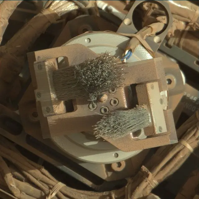 Sol 3964: Mast Camera (Mastcam)