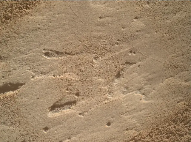 Sol 3964: Mars Hand Lens Imager (MAHLI)
