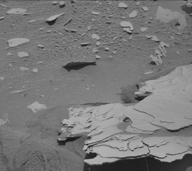 Sol 3966: Mast Camera (Mastcam)