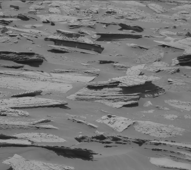 Sol 3967: Mast Camera (Mastcam)