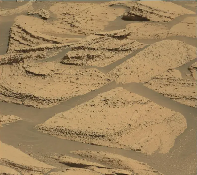 Sol 3967: Mast Camera (Mastcam)