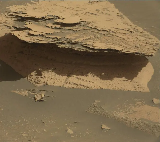 Sol 3967: Mast Camera (Mastcam)