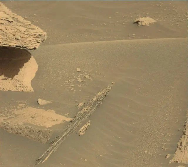 Sol 3967: Mast Camera (Mastcam)