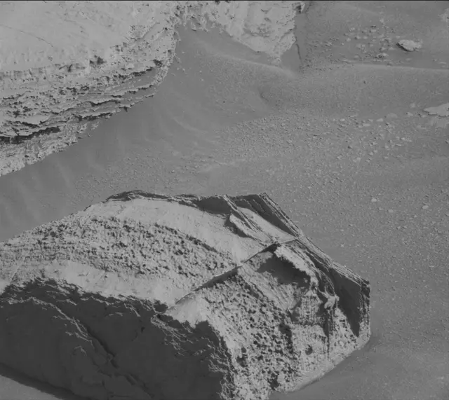 Sol 3967: Mast Camera (Mastcam)