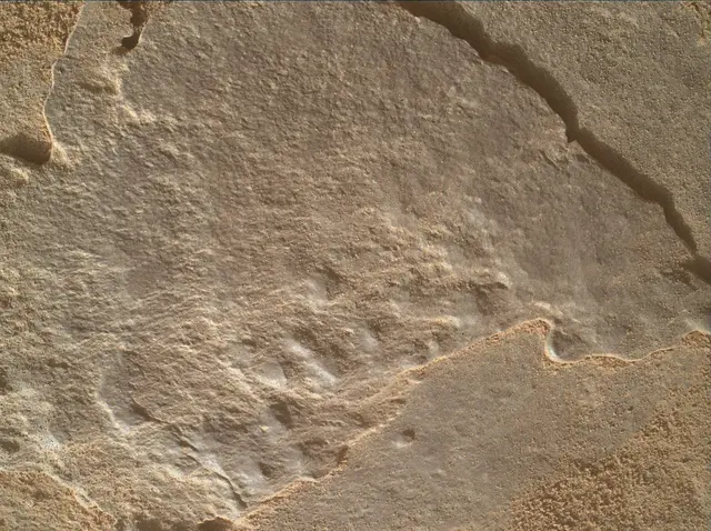 Sol 3967: Mars Hand Lens Imager (MAHLI)