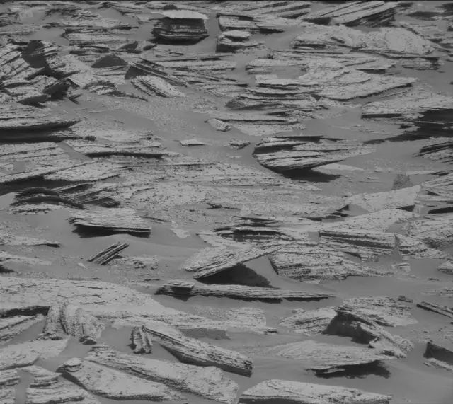 Sol 3968: Mast Camera (Mastcam)