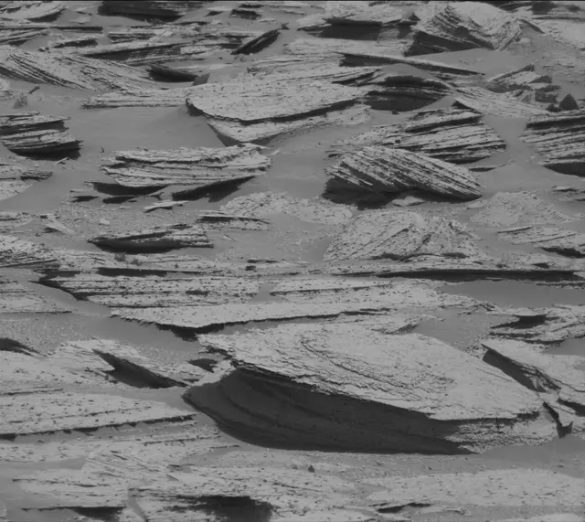 Sol 3968: Mast Camera (Mastcam)
