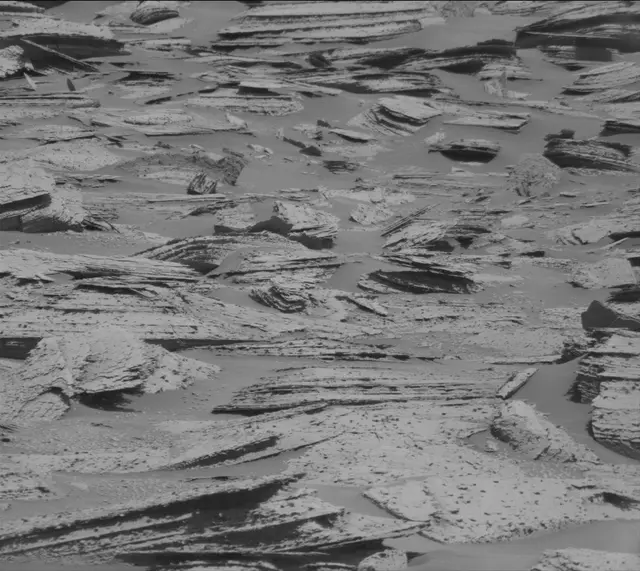 Sol 3968: Mast Camera (Mastcam)