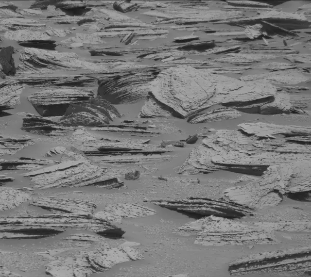 Sol 3968: Mast Camera (Mastcam)