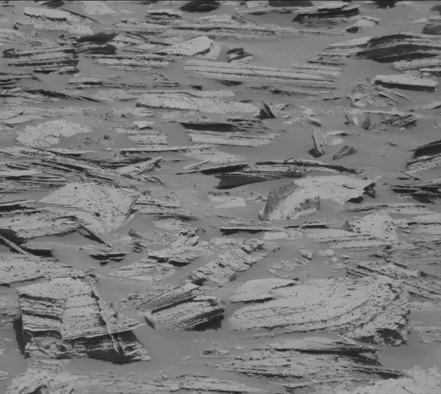 Sol 3968: Mast Camera (Mastcam)