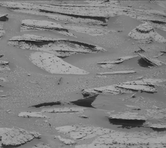 Sol 3968: Mast Camera (Mastcam)