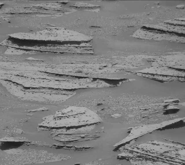Sol 3968: Mast Camera (Mastcam)
