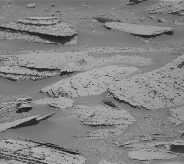 Sol 3968: Mast Camera (Mastcam)