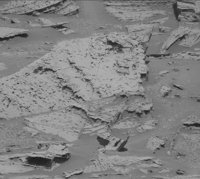 Sol 3968: Mast Camera (Mastcam)