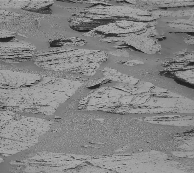 Sol 3968: Mast Camera (Mastcam)