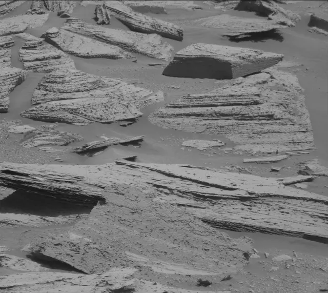 Sol 3968: Mast Camera (Mastcam)