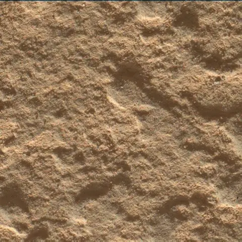 Sol 3968: Mars Hand Lens Imager (MAHLI)