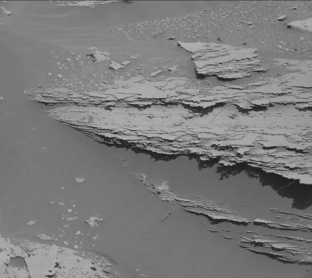 Sol 3969: Mast Camera (Mastcam)