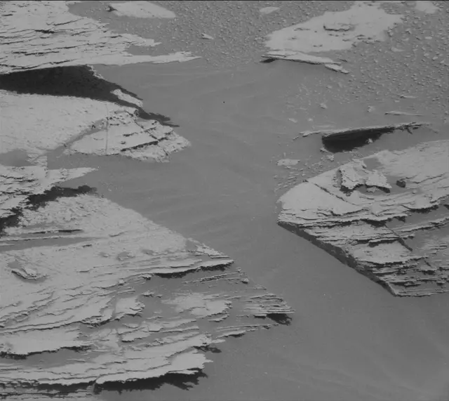 Sol 3969: Mast Camera (Mastcam)