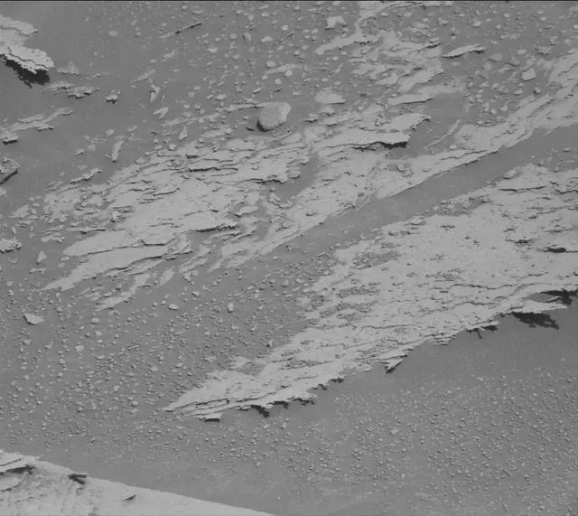 Sol 3969: Mast Camera (Mastcam)