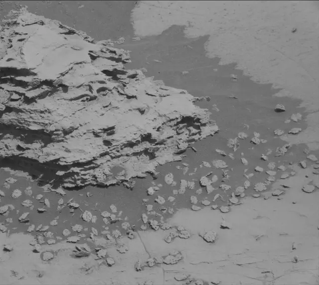 Sol 3969: Mast Camera (Mastcam)