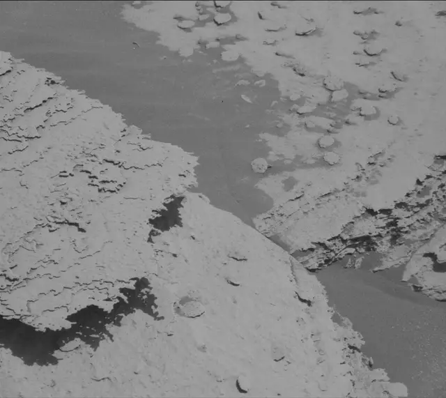 Sol 3969: Mast Camera (Mastcam)