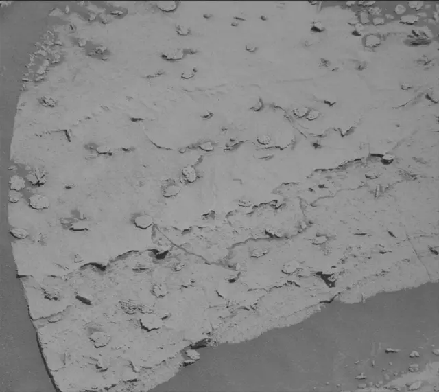 Sol 3969: Mast Camera (Mastcam)