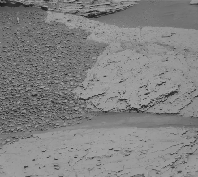 Sol 3969: Mast Camera (Mastcam)