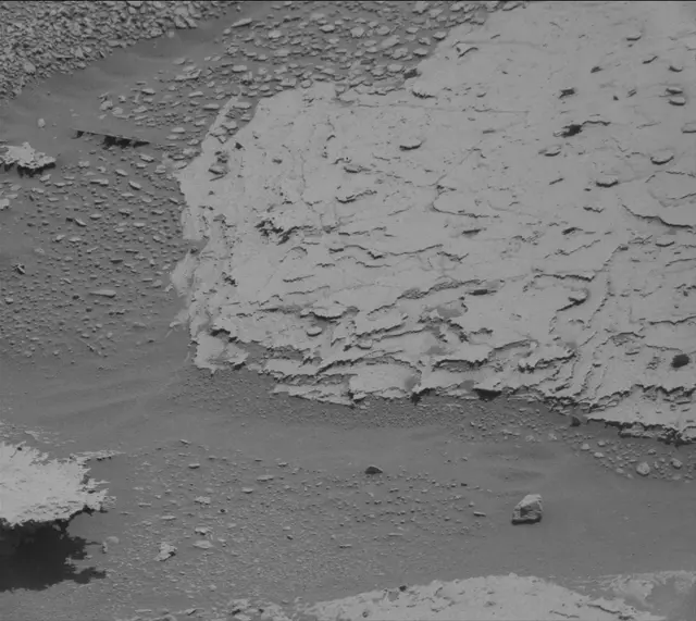 Sol 3969: Mast Camera (Mastcam)