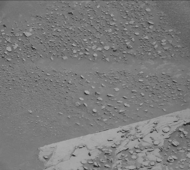 Sol 3969: Mast Camera (Mastcam)