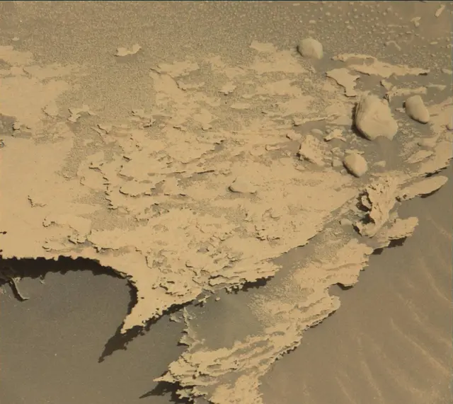Sol 3969: Mast Camera (Mastcam)