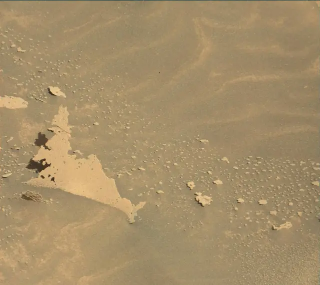 Sol 3969: Mast Camera (Mastcam)