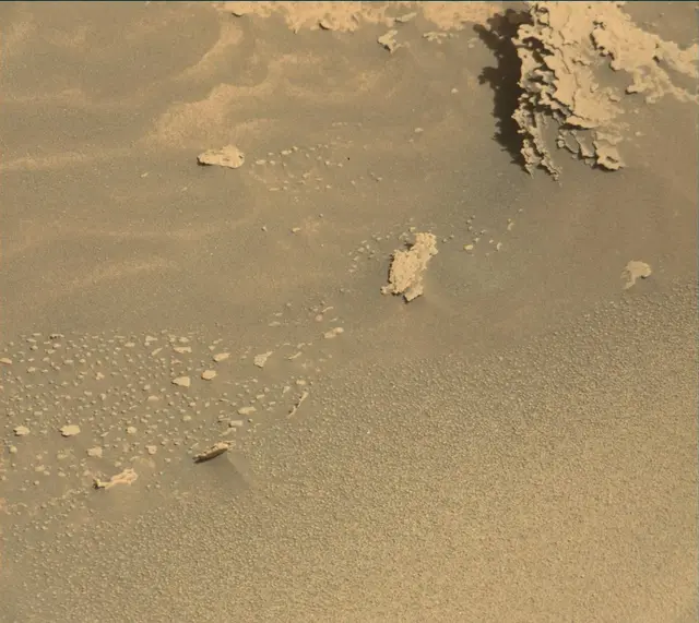 Sol 3969: Mast Camera (Mastcam)