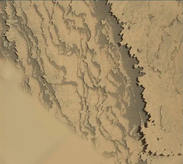 Sol 3969: Mast Camera (Mastcam)
