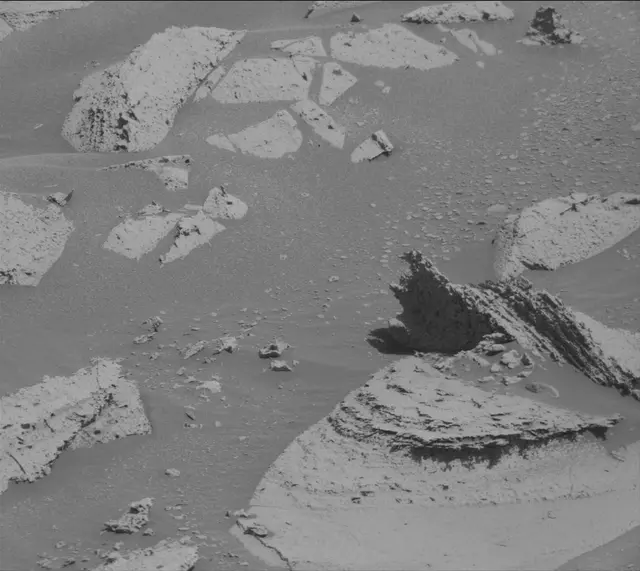 Sol 3970: Mast Camera (Mastcam)