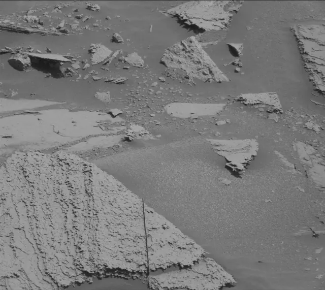 Sol 3970: Mast Camera (Mastcam)