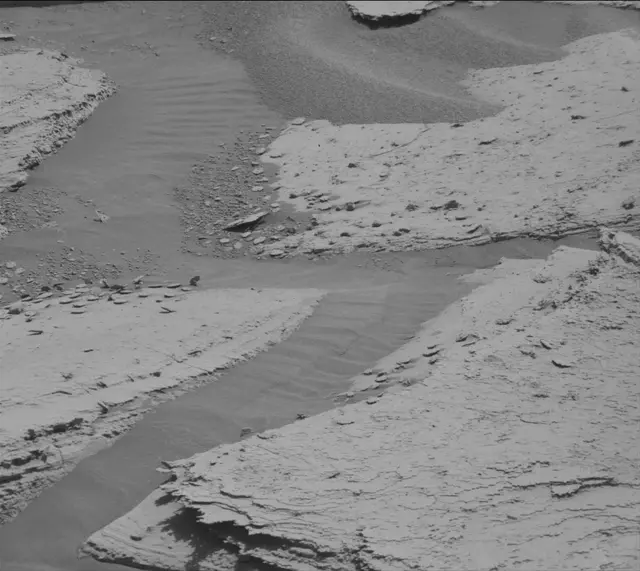 Sol 3970: Mast Camera (Mastcam)