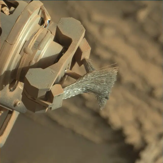 Sol 3971: Mast Camera (Mastcam)