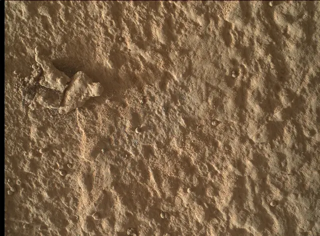 Sol 3971: Mars Hand Lens Imager (MAHLI)
