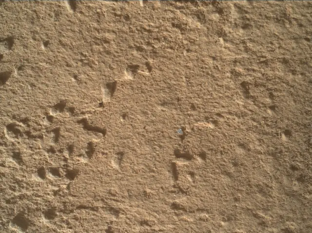 Sol 3971: Mars Hand Lens Imager (MAHLI)