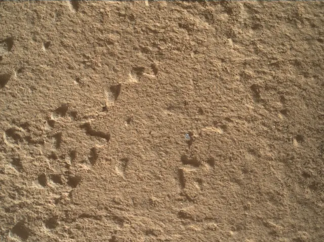 Sol 3971: Mars Hand Lens Imager (MAHLI)