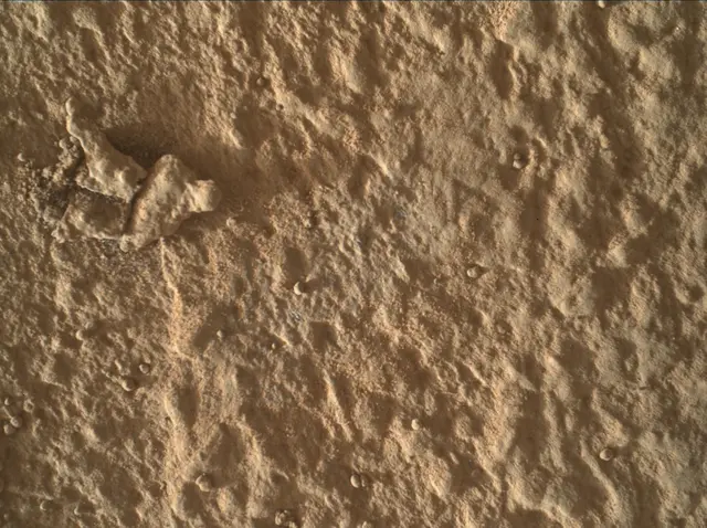 Sol 3971: Mars Hand Lens Imager (MAHLI)