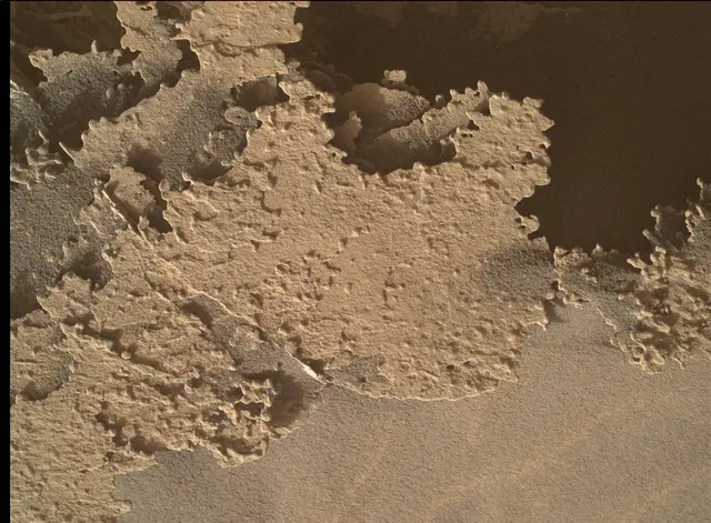 Sol 3971: Mars Hand Lens Imager (MAHLI)