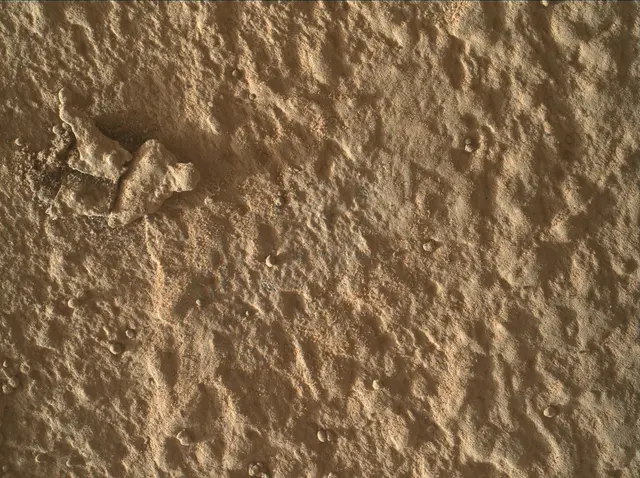 Sol 3972: Mars Hand Lens Imager (MAHLI)