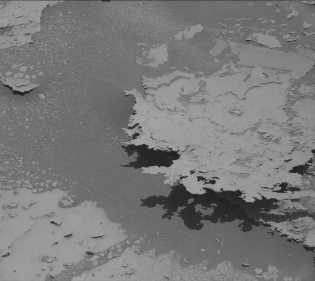 Sol 3973: Mast Camera (Mastcam)