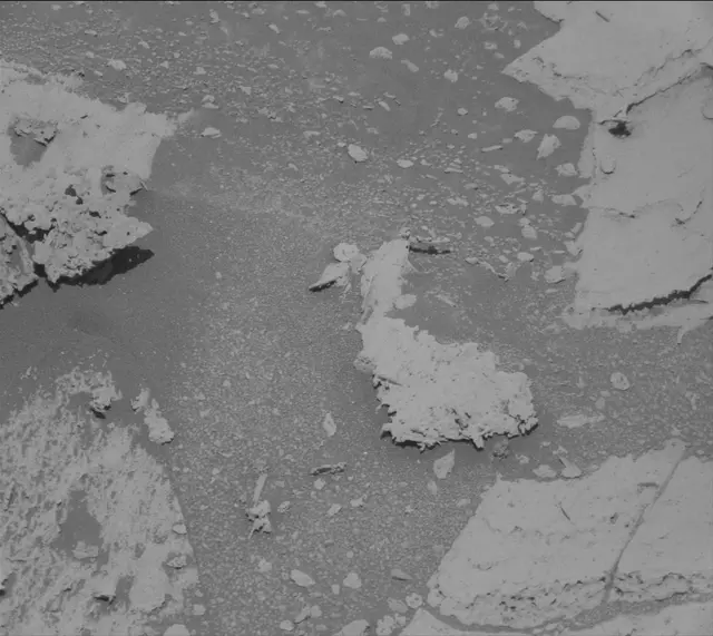 Sol 3973: Mast Camera (Mastcam)