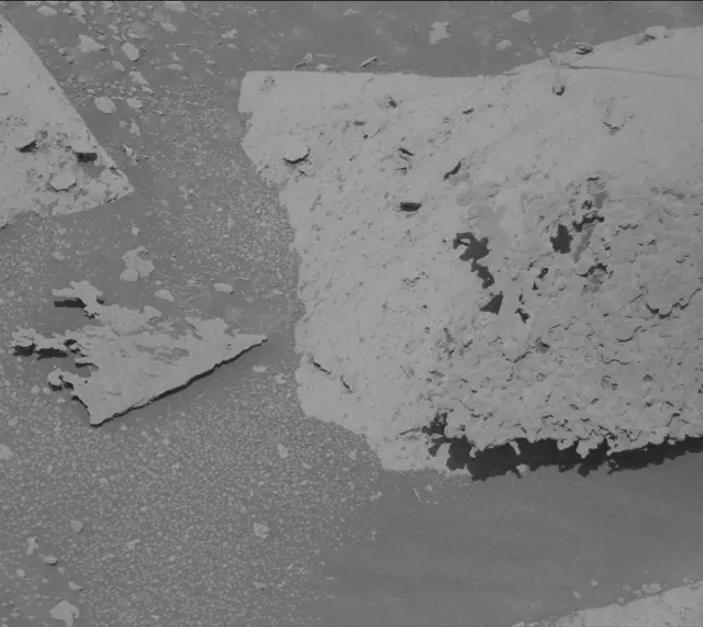 Sol 3973: Mast Camera (Mastcam)