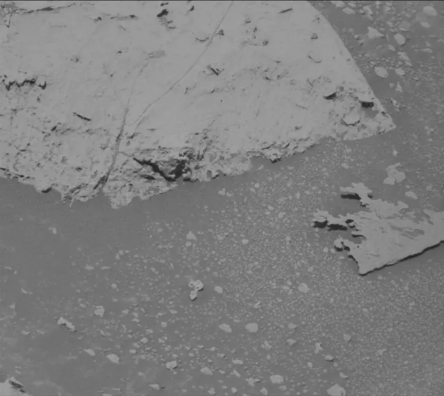 Sol 3973: Mast Camera (Mastcam)