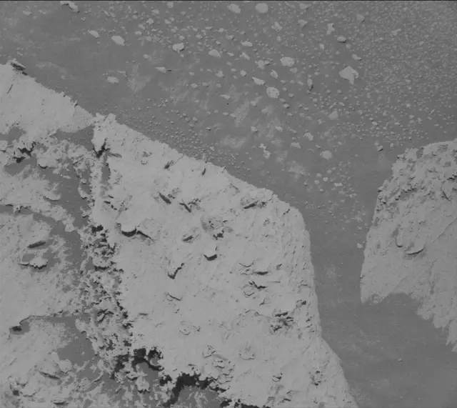 Sol 3973: Mast Camera (Mastcam)